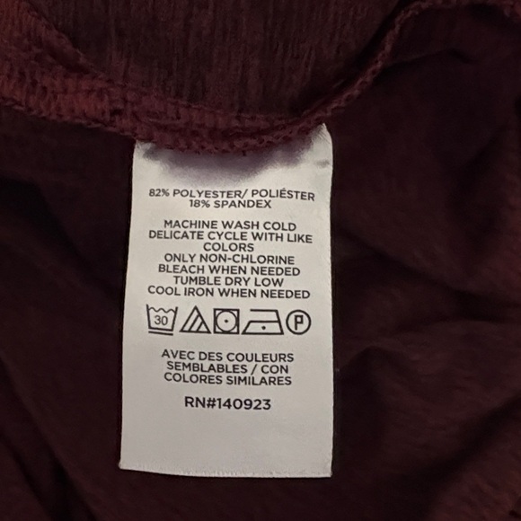 Lou & Grey heathered burgundy Luvstretch hoodie - Picture 8 of 8